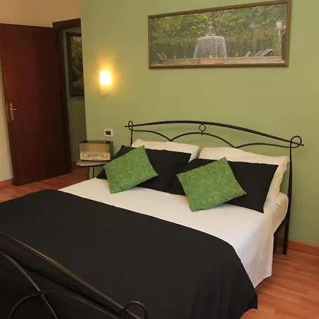 Palazzo Santori Guest house Tivoli