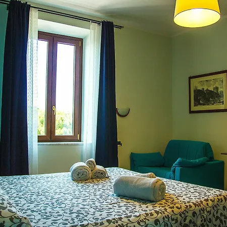 Palazzo Santori 3*